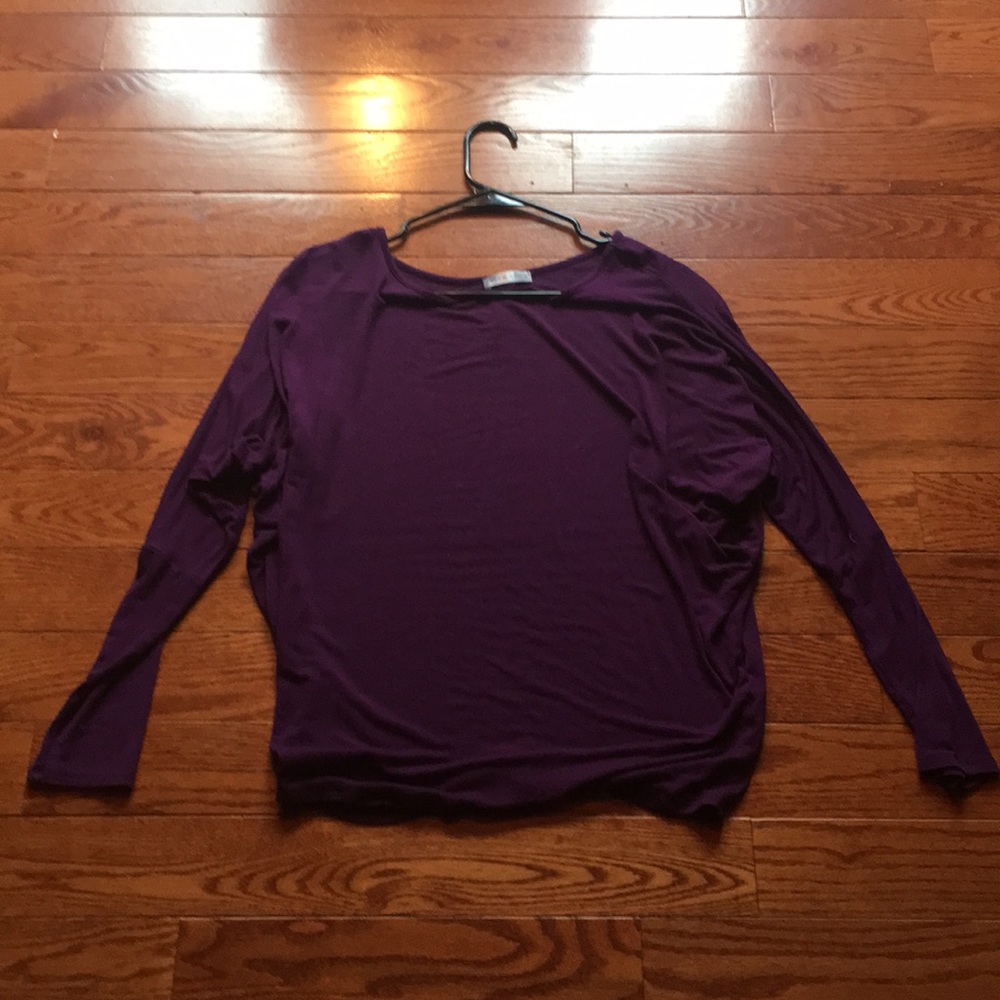 Super stretchy and stylish long sleeve shirt